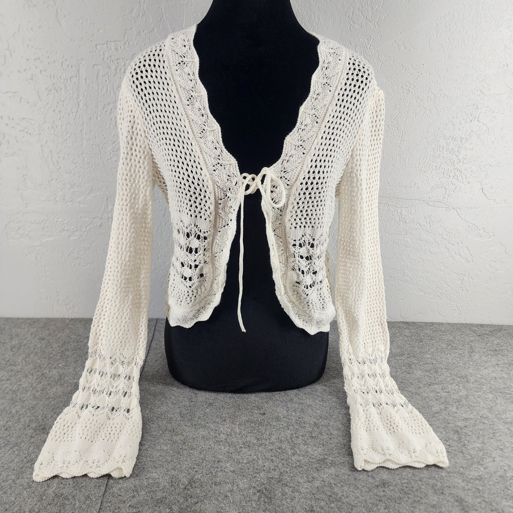 Room 34 White Crochet Knit Tie Front Bell Sleeve Shrug Cardigan Women Size Small